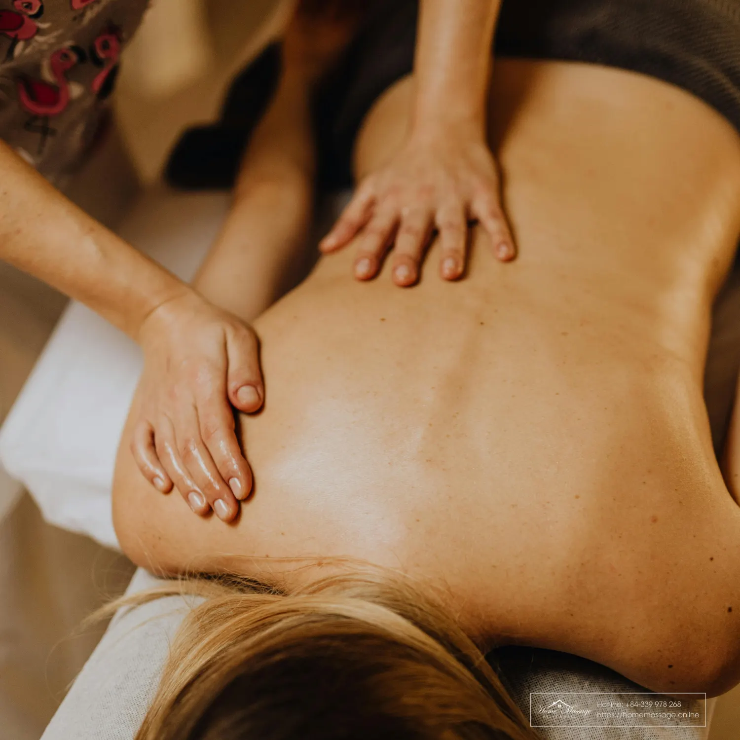 Ancient Vietnam Aroma Massage - Four Hands Reclaim Your Vitality